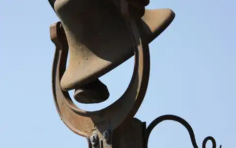 Alarm: həyəcan siqnalı