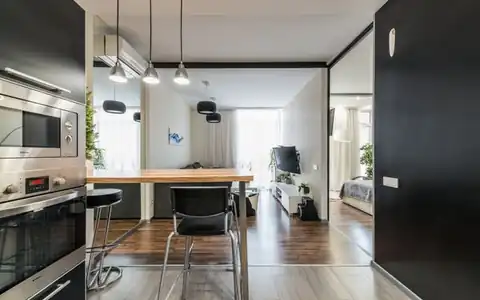 Apartment: kiçik mənzil