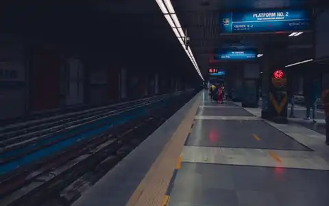 Bahnhof: vağzal