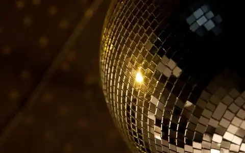 Disco / Disko: diskoteka