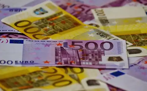 Euro: avro