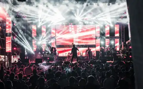 Festival: festival