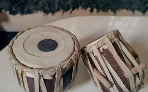 Instrument: musiqi aləti