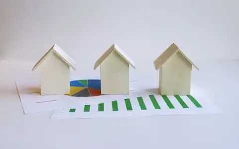Kaltmiete: kommunal xərclərsiz kirayə