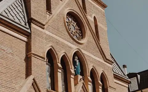 Kirche: kilsə
