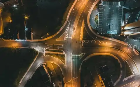 Kreisverkehr: dairəvi hərəkət