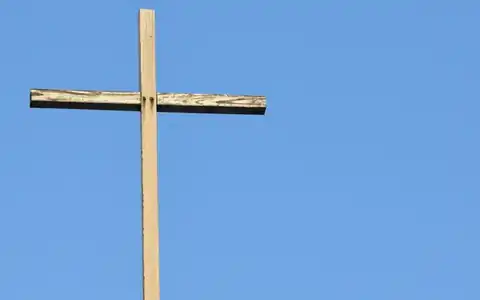 Kreuz: xaç