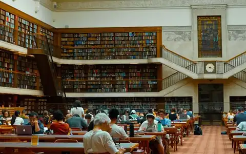Literatur: ədəbiyyat
