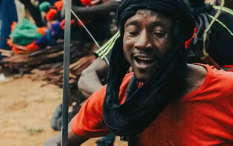 Messer: bıçaq