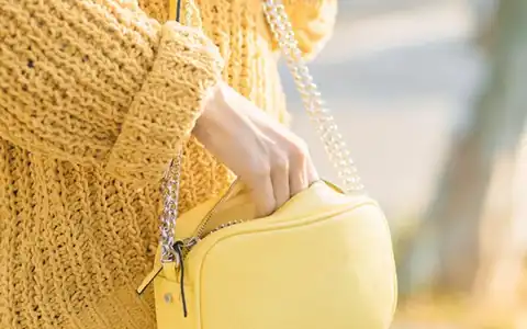 Tasche: çanta