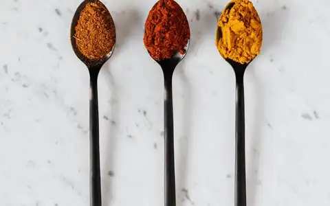 Teelöffel: çay qaşığı
