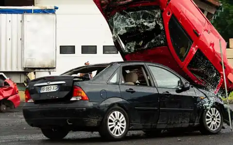 Unfall: qəza