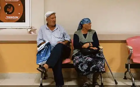 Wartezimmer: gözləmə otağı